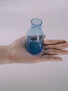 こちらも手のひらサイズ。