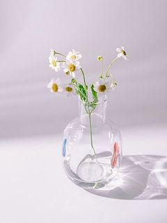 お花やグリーンのおすすめサイズは20〜35cmほど。