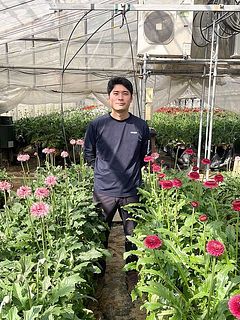 生産者の松木さんです