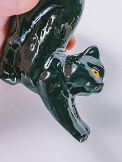 形には個体差があります。