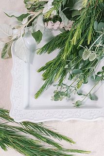 ティーツリーの香りには沈んだ気持ちを引き上げるリフレッシュ効果があるとされています。