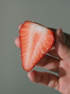 ジューシーな苺をお楽しみください！