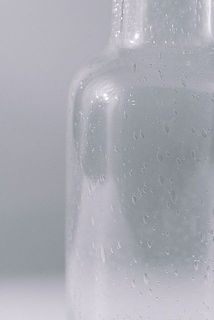 小さな気泡いりのデザイン。