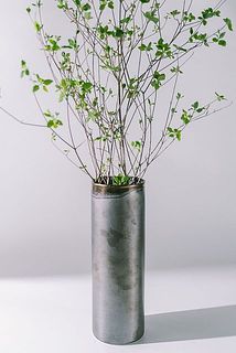 枝物もしっかり支えられます。