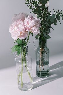 ２色展開です。