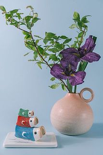 上に積み重ねることも可能です。※落下による割れや破損等はご注意ください。