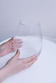 ゆったりとした少し丸みを帯びた形が使いやすさの秘訣。