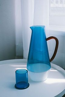 蓋も小さな花瓶としてご使用いただけます。