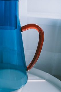 取手のカラーリングがアクセントに。