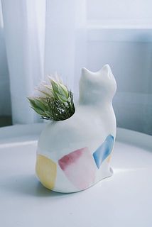 ふさふさとしたお花を飾ると尻尾のよう。