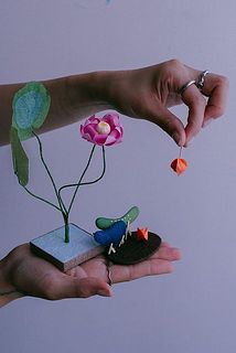 ほおずきは取り外せます。全体が手のひらサイズでかわいい。
