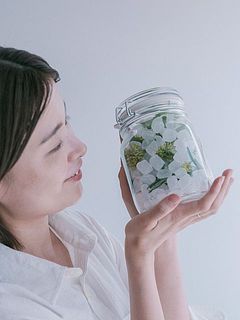 氷がくっついてしまわないよう、瓶は毎日まわしてください。