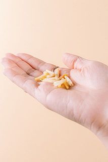 配送中の揺れで、花穂が落ちてしまう場合がございます。