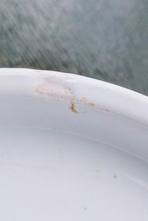 陶器の釉薬にはムラがございます。ご了承ください。
