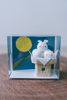パッケージのまま飾ると汚れずに長く楽しめます。