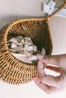 中に茶紙を敷き詰めて