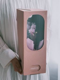 特別な箱に入れてお届け。