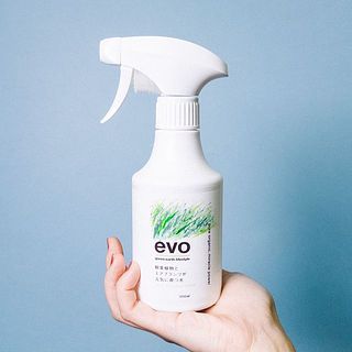 「evo 観葉植物とエアプランツが元気に育つ水」（※別売り）をぜひ一緒に使ってみて🌿