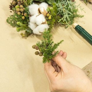 小さな葉っぱもぎゅっと束ねて使えます！