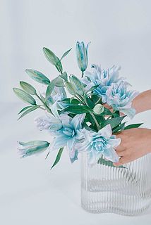 花器ウェーブに飾るのがおすすめ。