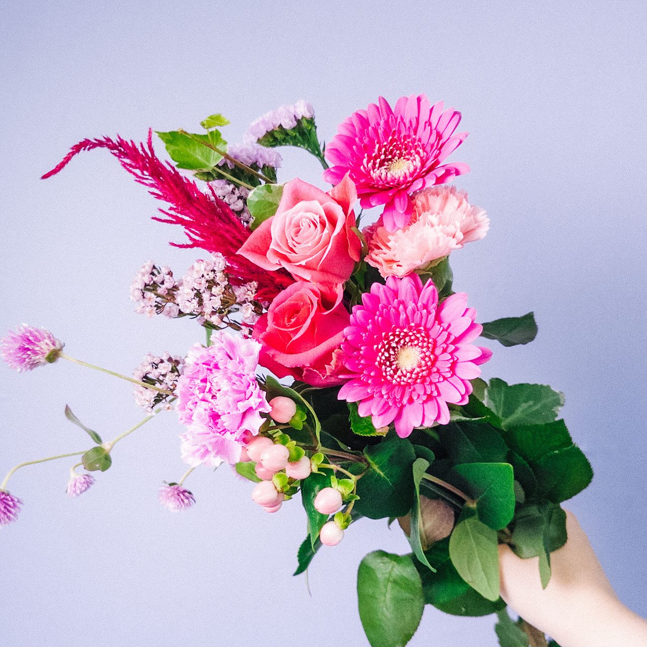 ビビッドピンクのおまかせブーケ