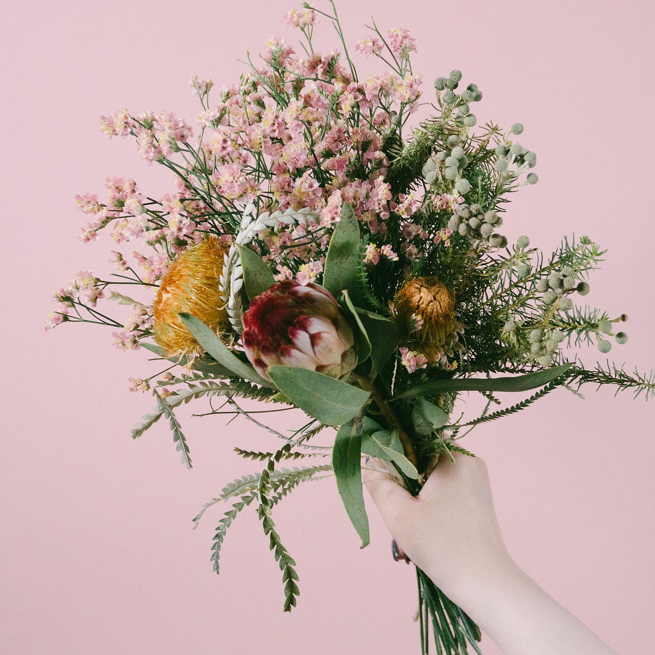 プロテアとスターチスのスワッグ（テーブルサイズ）