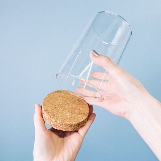 コルク蓋つきガラスケース