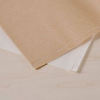 色々なサイズに対応できる、よい質感の鉢カバーです。