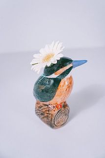 ガーベラだけを飾ると帽子をかぶっているみたい。