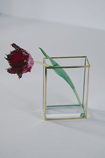 一輪挿しとしてもおすすめです。