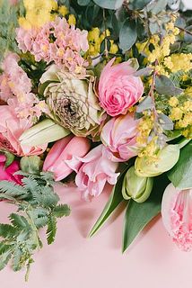 お届けイメージ。花材は一部変更になる可能性も。