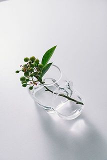 短くなったお花を飾るのにちょうどいいサイズ。