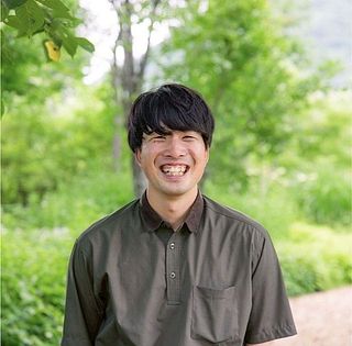 生産者の竹内勇樹さん。何代目かは不明（江戸時代から続いているそうです！）