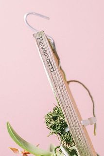 側面に刻印があることも。