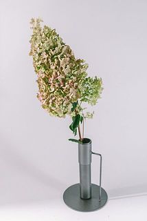使用花器：大きな枝を飾れるアイアンスタンド