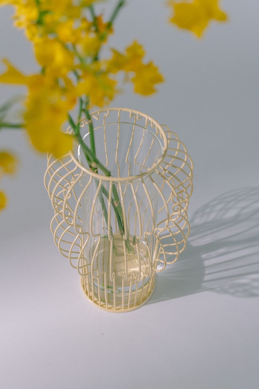 Oria Kileyフラワーベース イエロー Oria Kileyフラワーベース