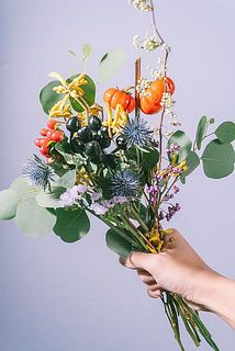 お届け花材例1