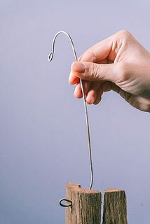 ワイヤーが錆びていることがございます。
