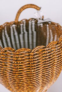 水や汚れに強く、扱いやすいのが特徴です。