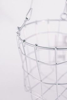 シンプルなワイヤーデザインがおしゃれ✨