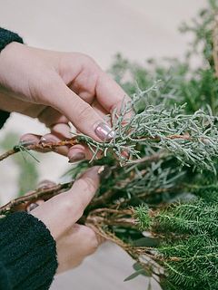 スワッグはご自身で手作りしてみてください。