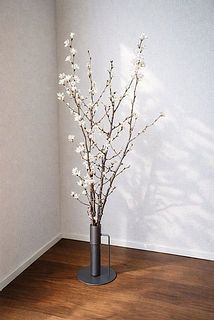 アイアンスタンドとの相性ばつぐん！枝の太さによってはすべて入りきらないことがあります。