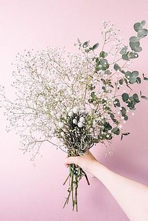 かすみ草のフレッシュスワッグ