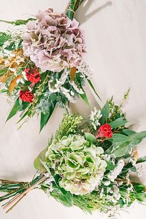 フローリスト手作り「おまかせ紫陽花スワッグ」