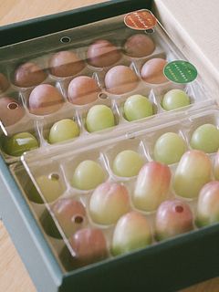 【産直】つぶつぶ！「ぶどうの三彩パレット」（30粒）