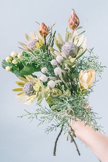 冬色グリーンと実ものスワッグ