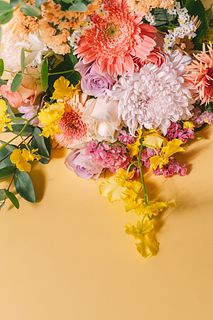 幸運を呼ぶ！11月の誕生花