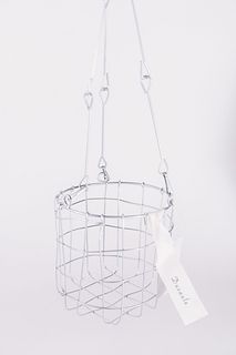 吊るして飾れるアイアン鉢カバー