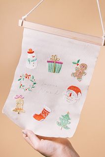 刺繍タペストリー「Merry Christmas」