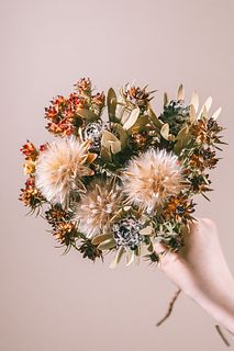 花咲くふわふわスワッグ